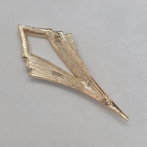 TRIFARI Vintage Brooch - Picture 3 of 6